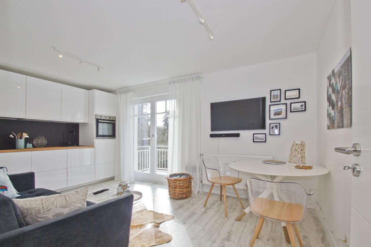 Lietzow Ferienwohnung Mit Balkon Und Meerblick - Ferienresidenz Zwei Bodden Fewo 1-4 מראה חיצוני תמונה